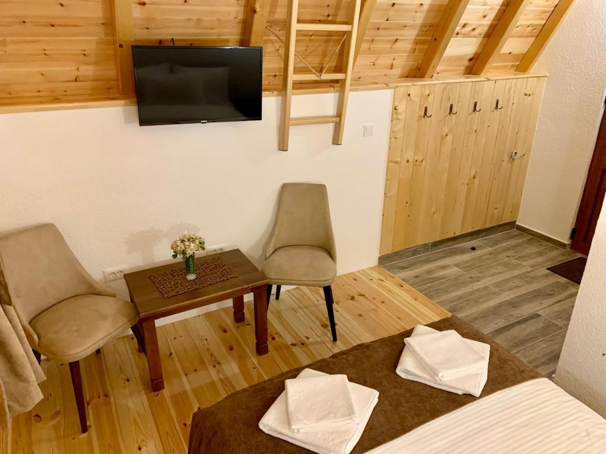 B&B Izvor Žabljak Eksteriør billede
